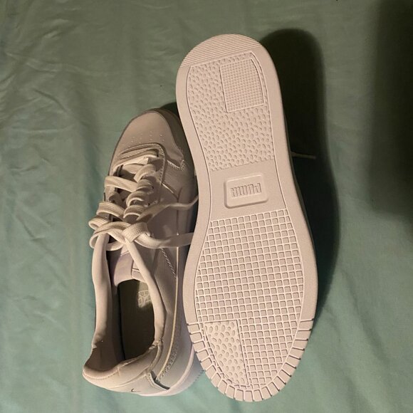 White Puma Sneakers female - Picture 3 of 5